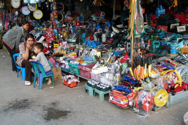 market thailand stuff things sell