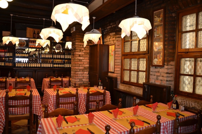 restaurant tables and chairs