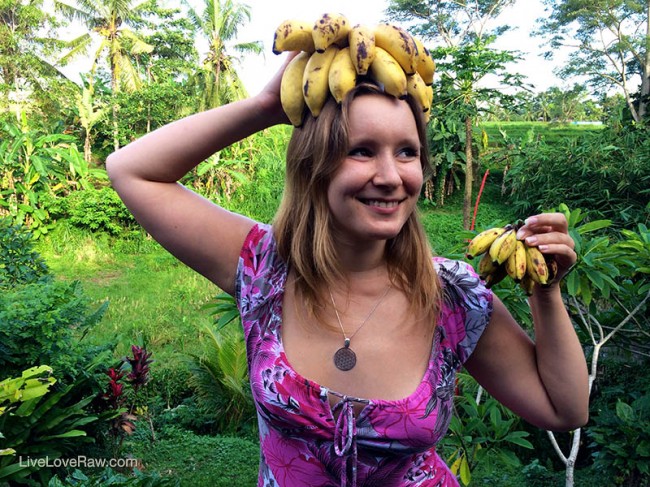 Anya Andreeva from Live Love Raw with bananas on head