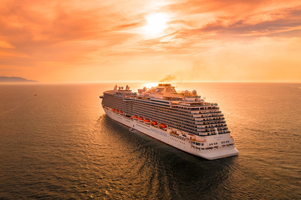 cruise ship holiday