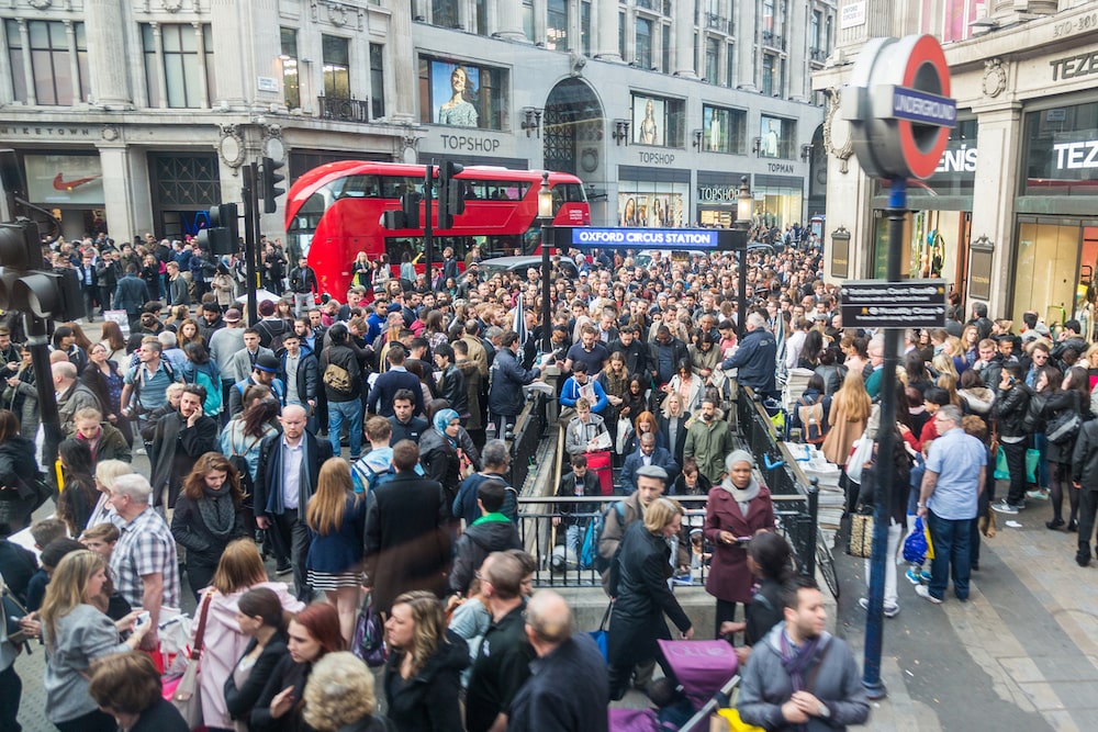 London commute rush hour